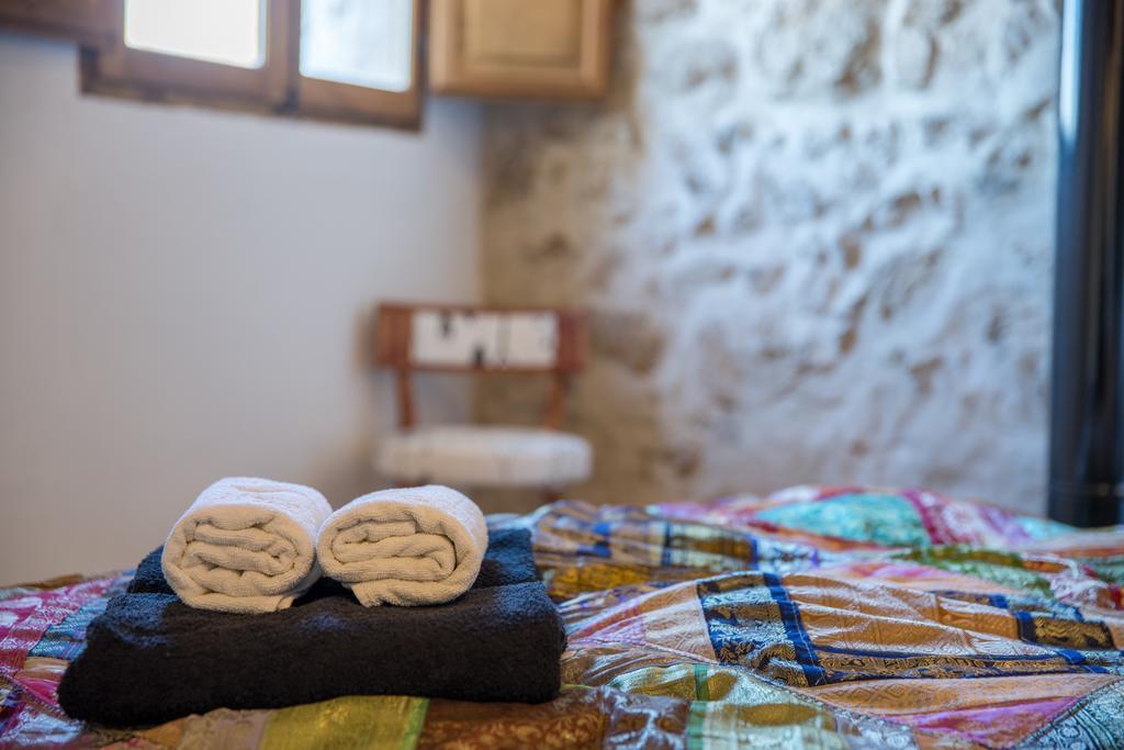 El Pajar De Tia Maria Guest House Casas del Castanar Phòng bức ảnh